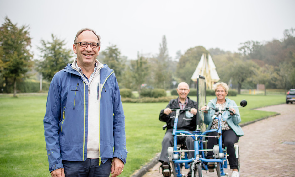 Stap op de duofiets met een professionele vrijwilligerspas